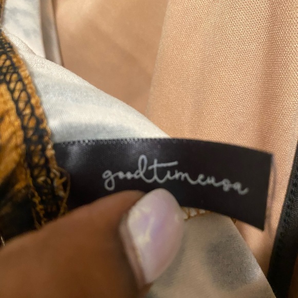 guiltimense Leopard print one piece jump suit size 2x - Picture 6 of 6